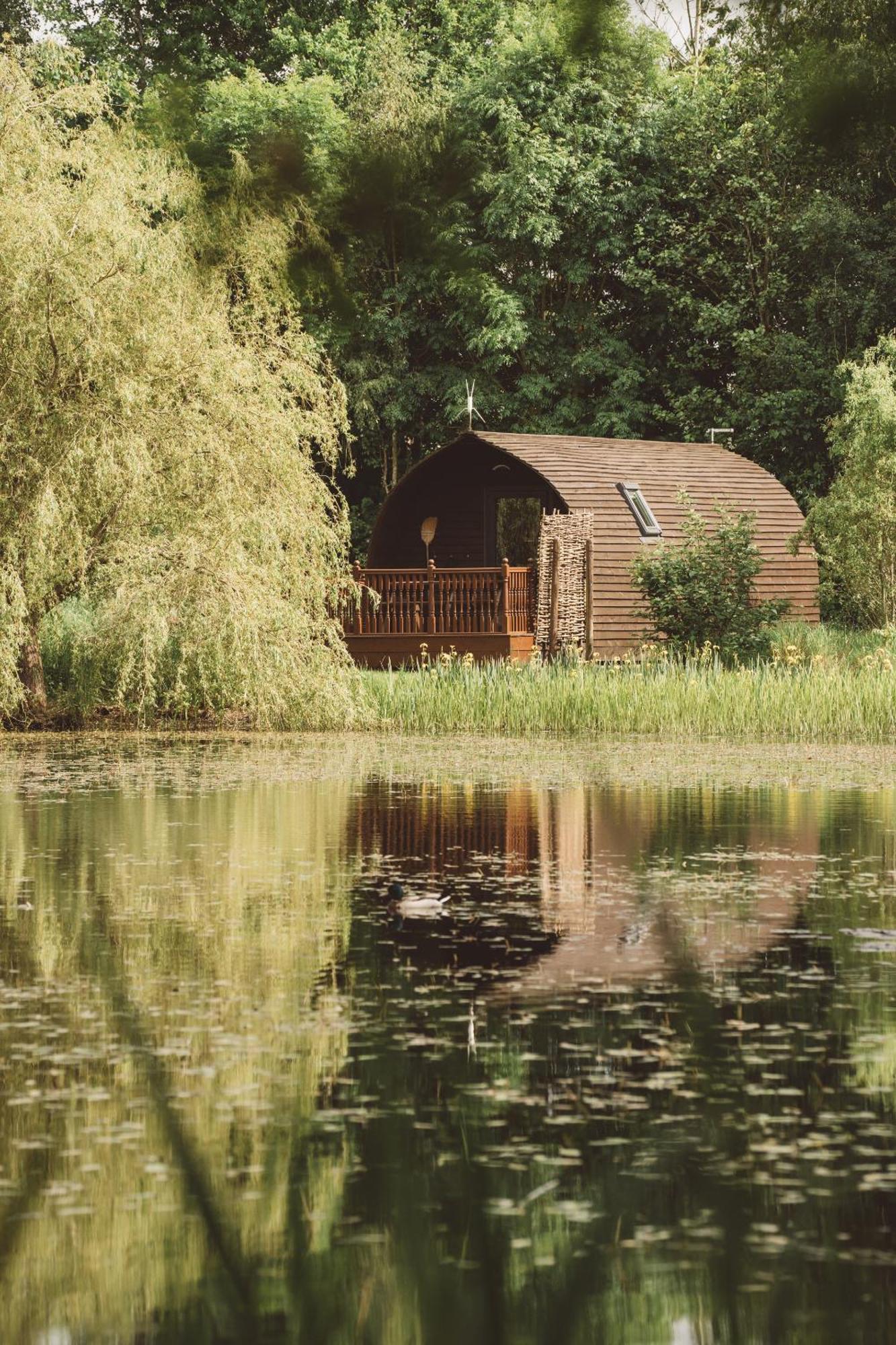 Ball Hall Farm By Wigwam Holidays East Cottingwith Номер фото