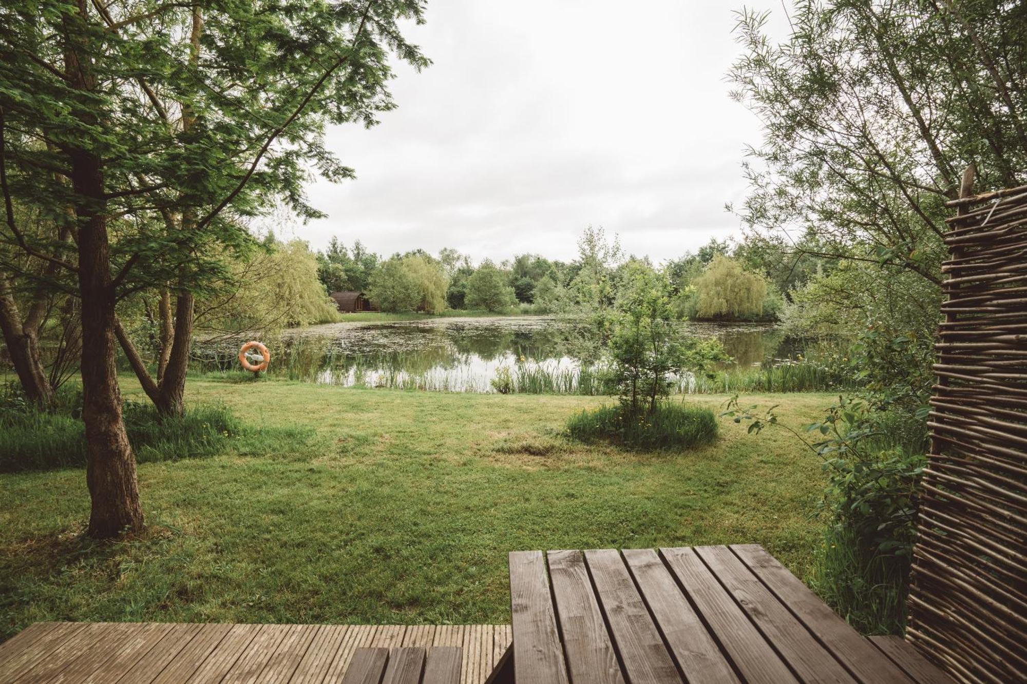 Ball Hall Farm By Wigwam Holidays East Cottingwith Номер фото