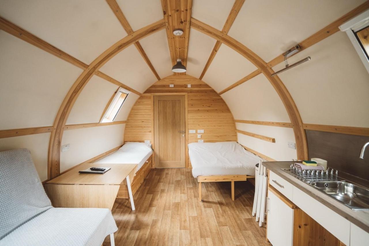Ball Hall Farm By Wigwam Holidays East Cottingwith Номер фото